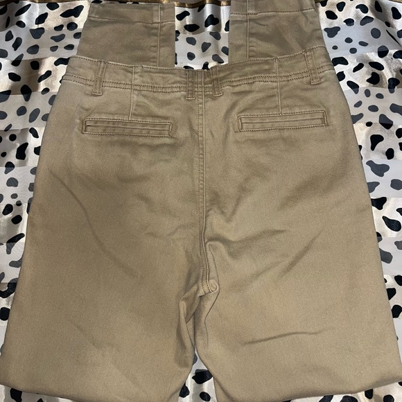 ✧A new day 90s/y2k khaki and tan cargo pants ✧ - Picture 3 of 8